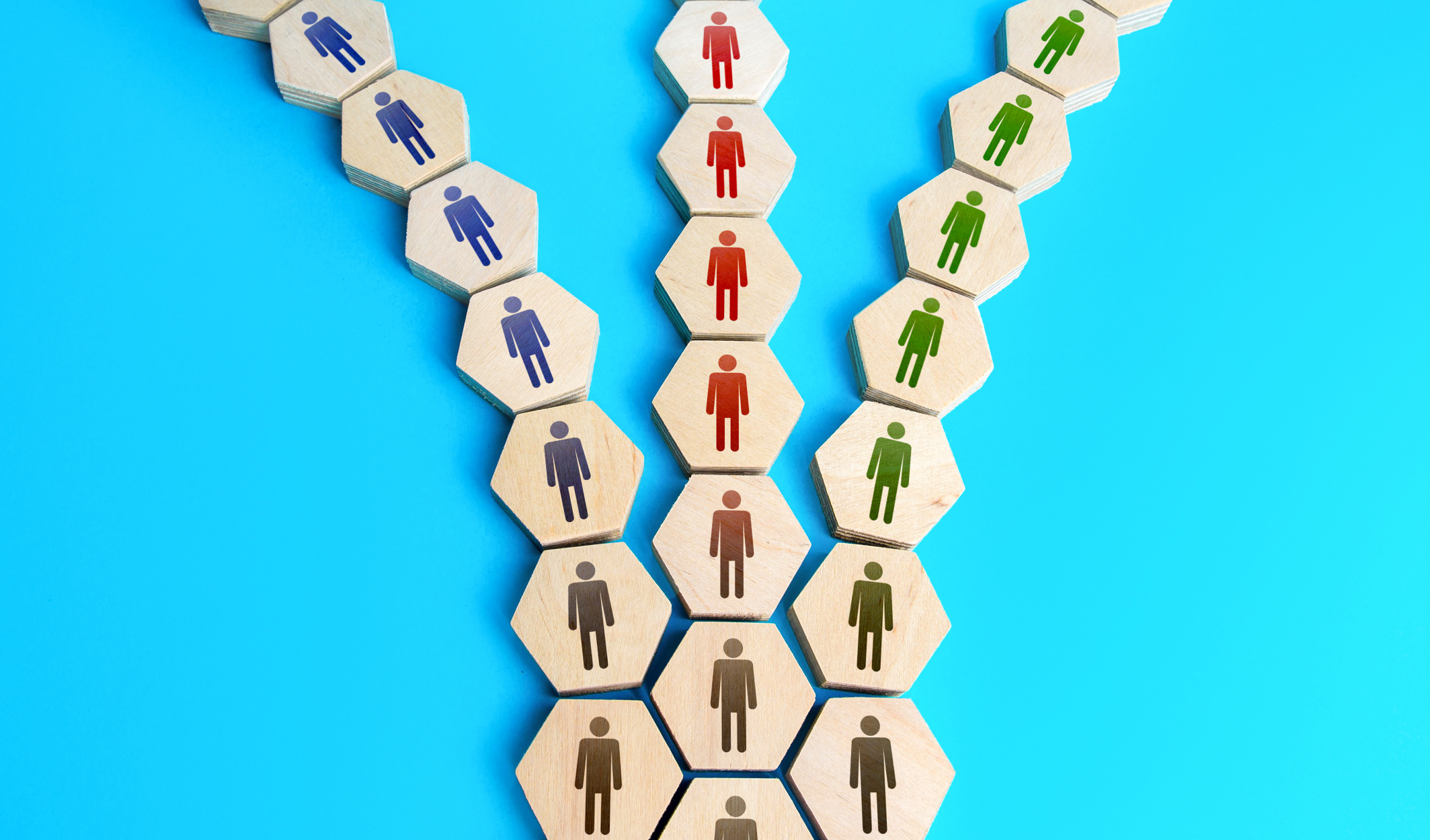 New GOP Rift: Are Endless Wars or Aggressive Adversaries the Real Danger? Image