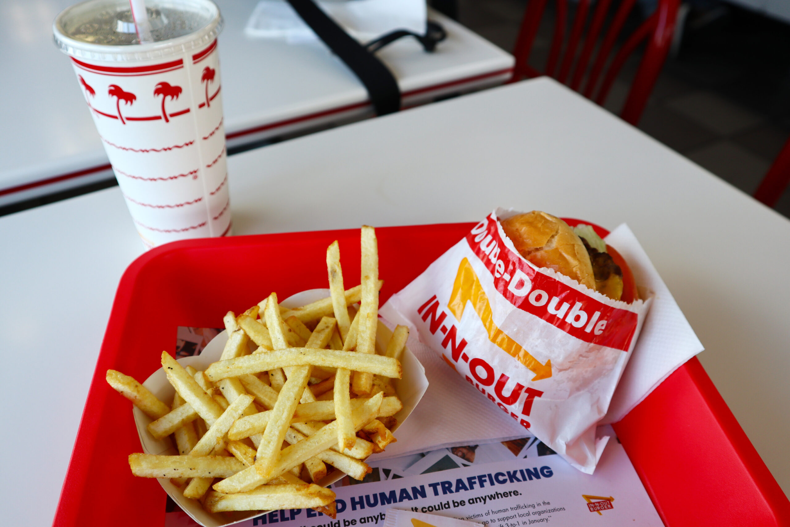 Why Everyone Wants to Work at In-N-Out: 91% of Employees Say “You Should Too”