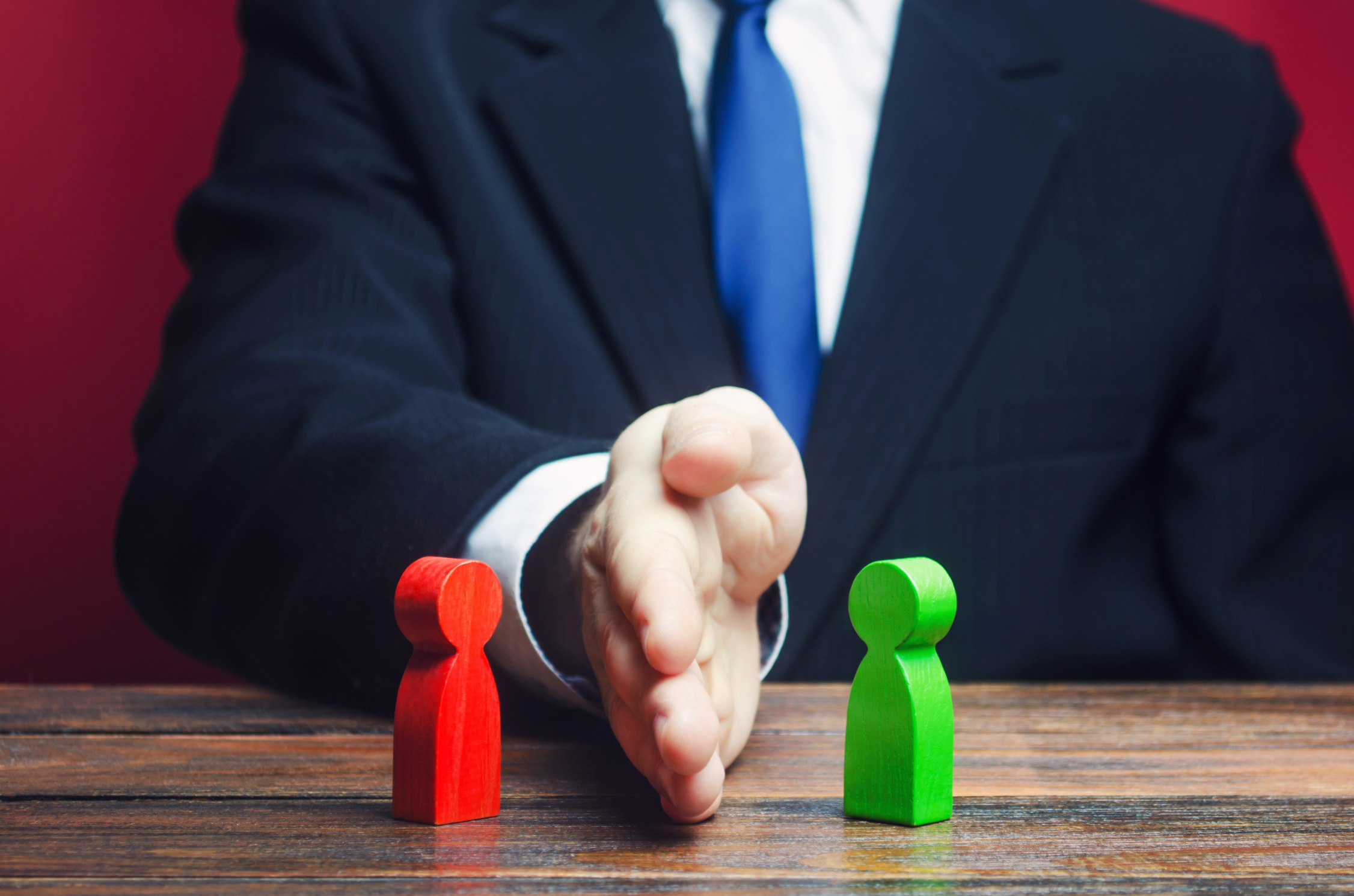 Only Two News Sources America Agrees On—And the Rest? A Deep Divide