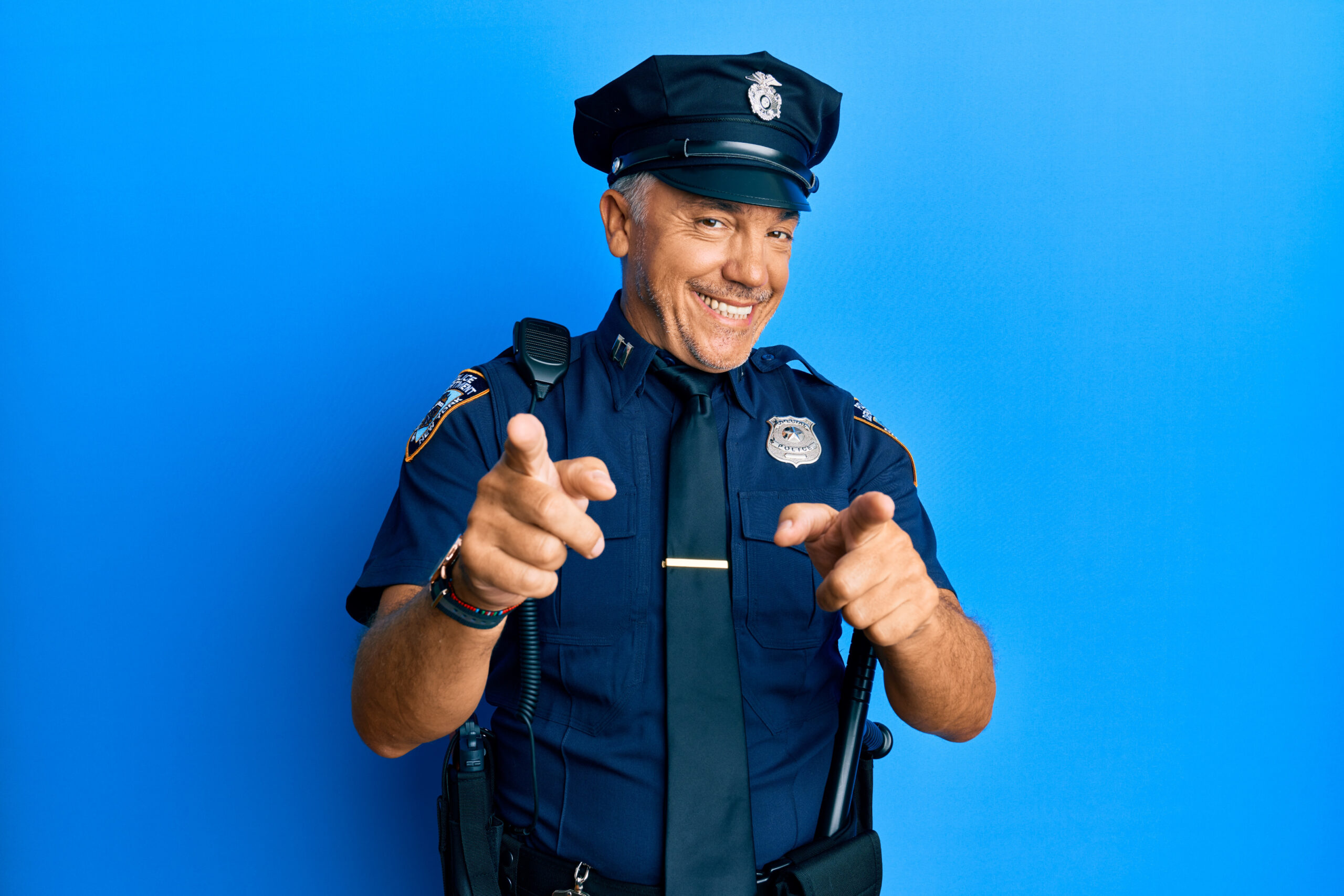 Can You Tell a Cop from a Con? Here’s How to Spot a Fake Officer