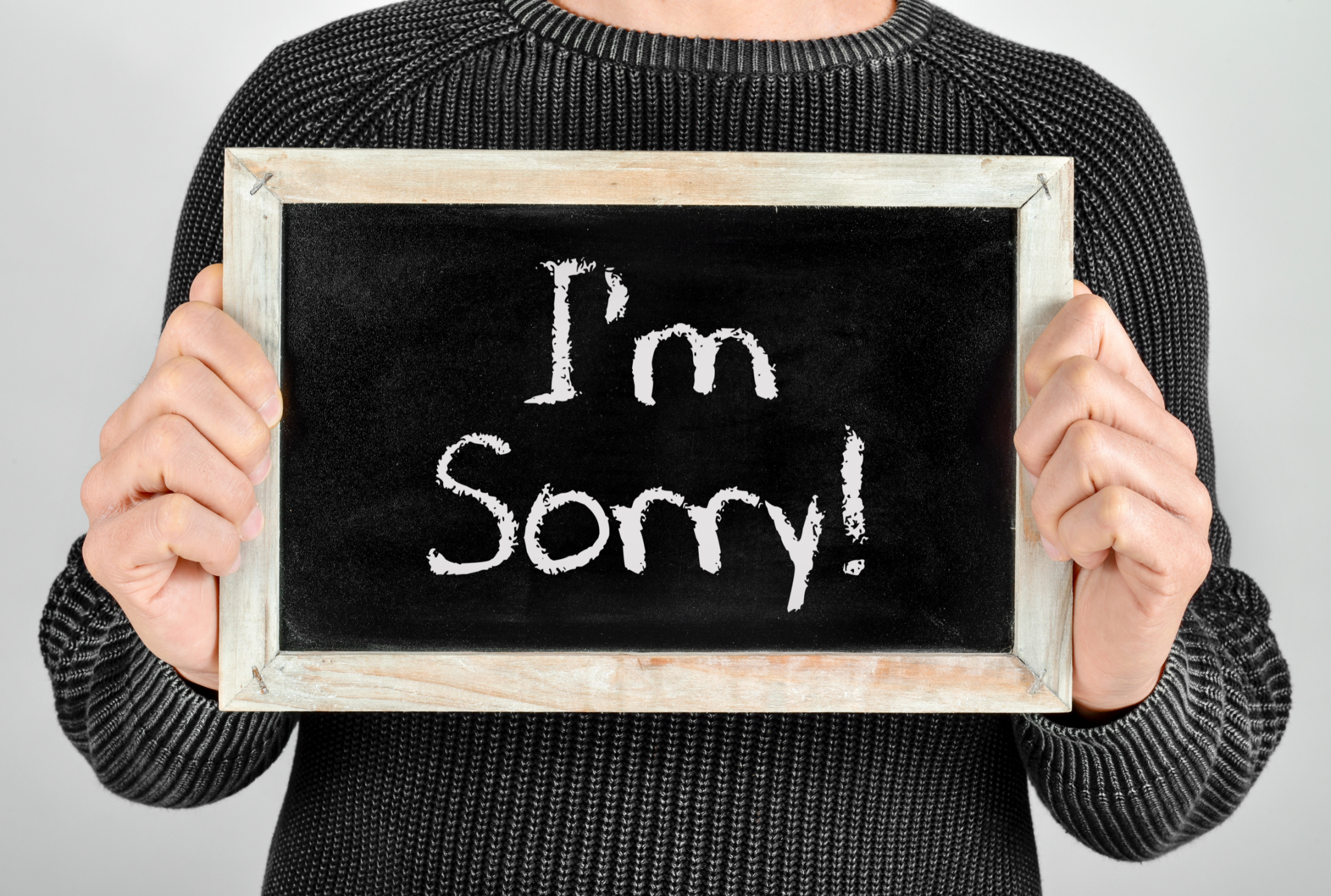 Jeffries Stands by Jay Jones After Violent Text Controversy