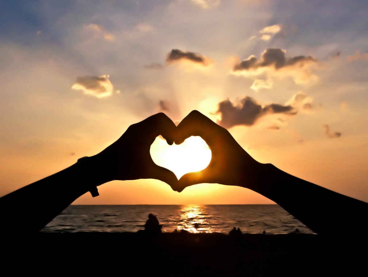 After Tragedy, Thousands Prove America Still Stands Together Image