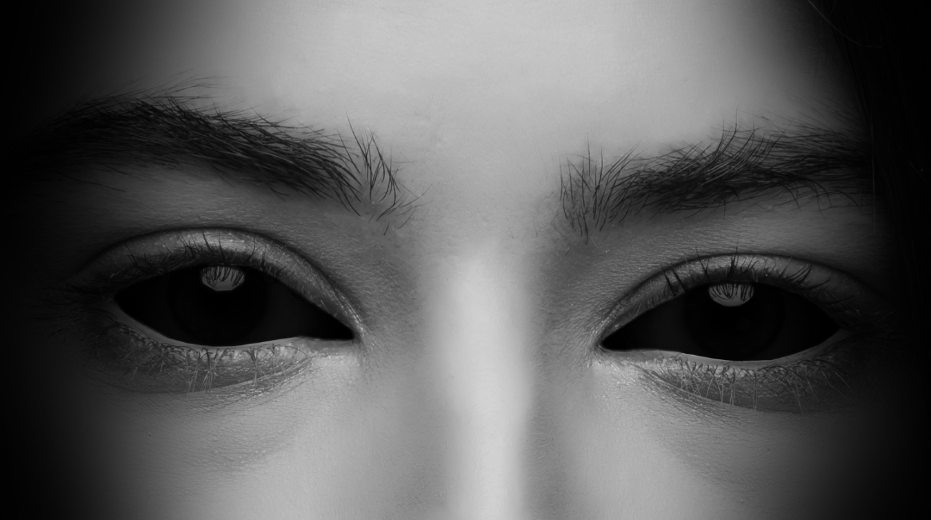 These Halloween Contacts Can Cause Eye Infections Image