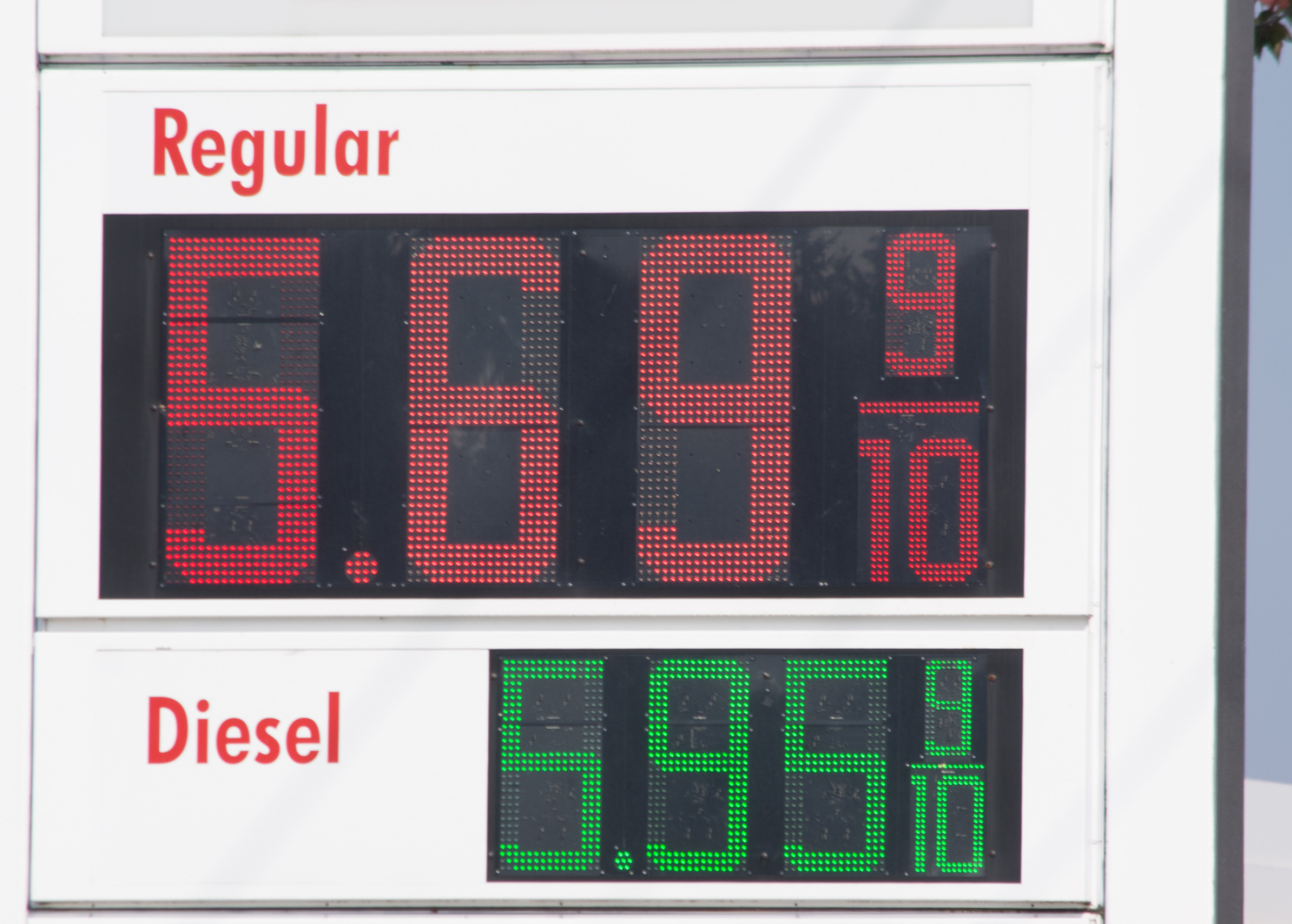 Trump Predicts $2 Gas ‘Pretty Soon’ Image