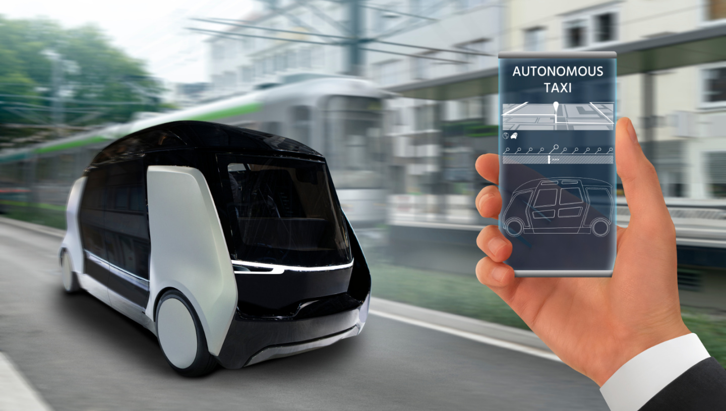 When a Robotaxi Delivers More Than a Ride Image