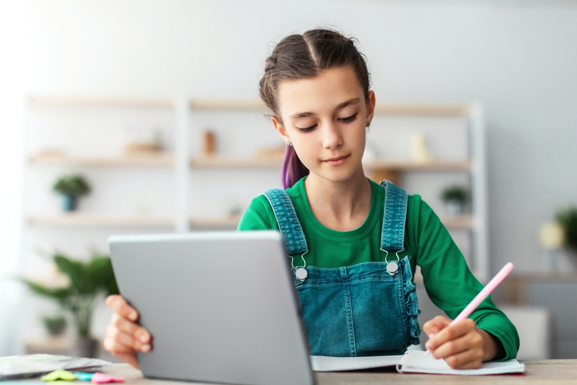 Speaker Matt Hall Promotes Student Literacy Image