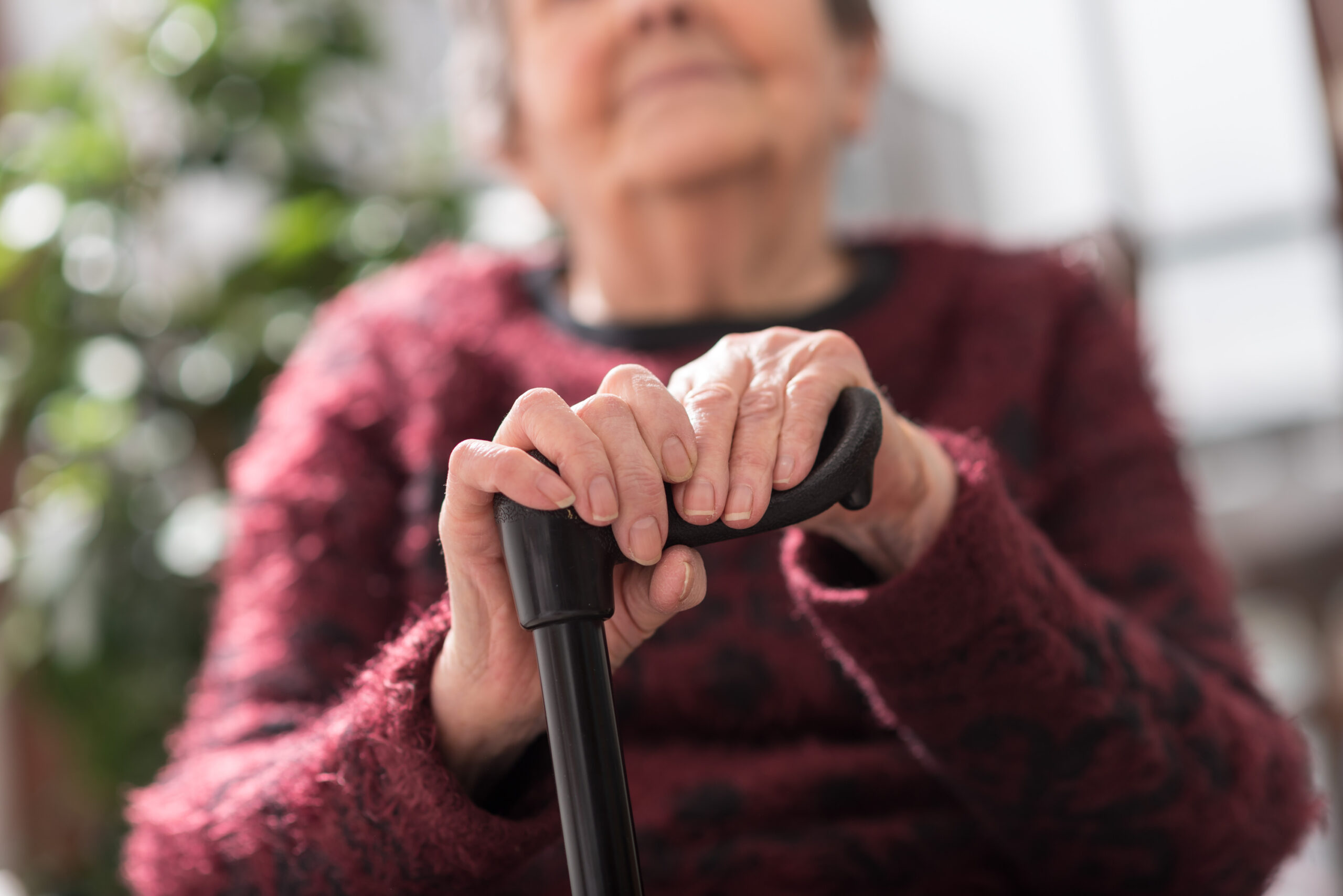 Lonely Elderly Woman’s Heartfelt Letter to Missouri Restaurant Sparks Community Kindness