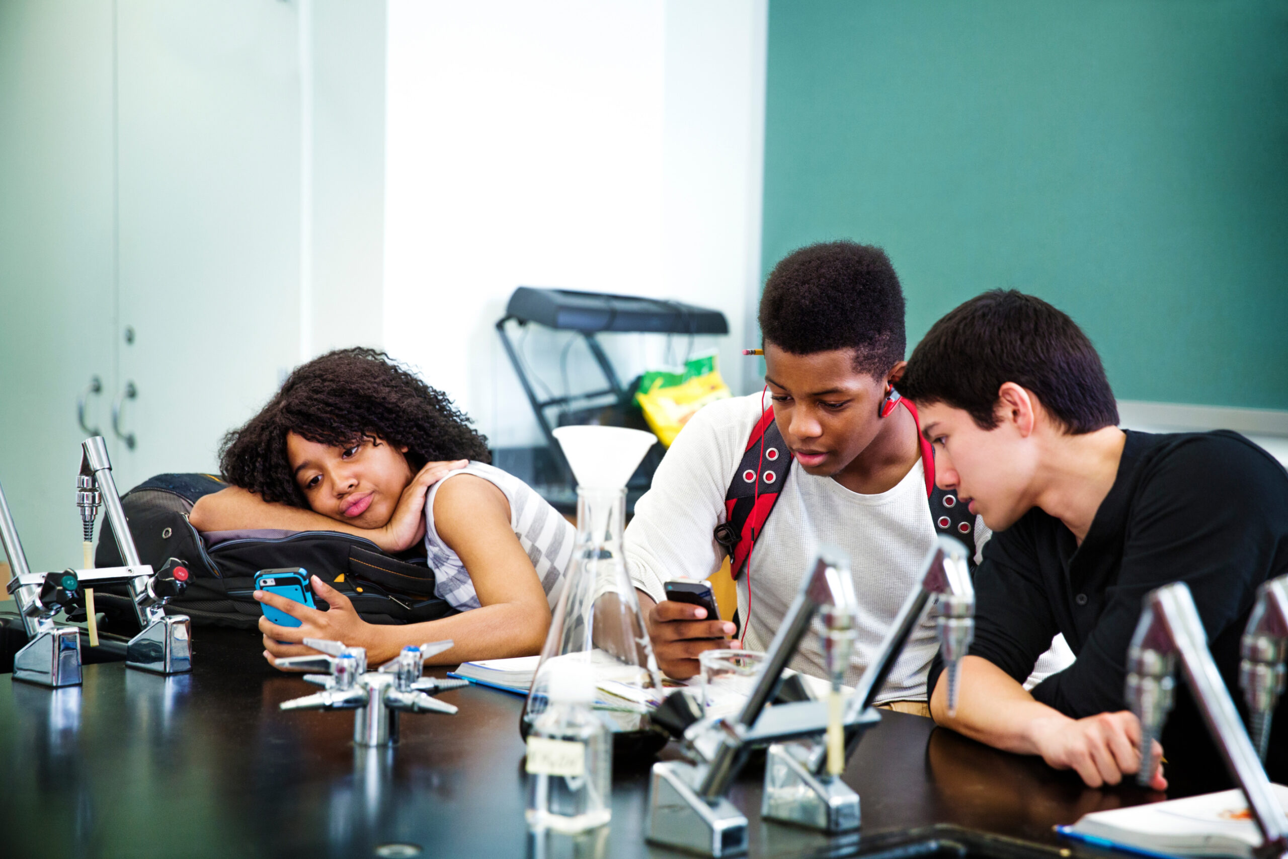 Florida Bill Moves Forward: Expanded Cell Phone Ban Heads to Full House Image