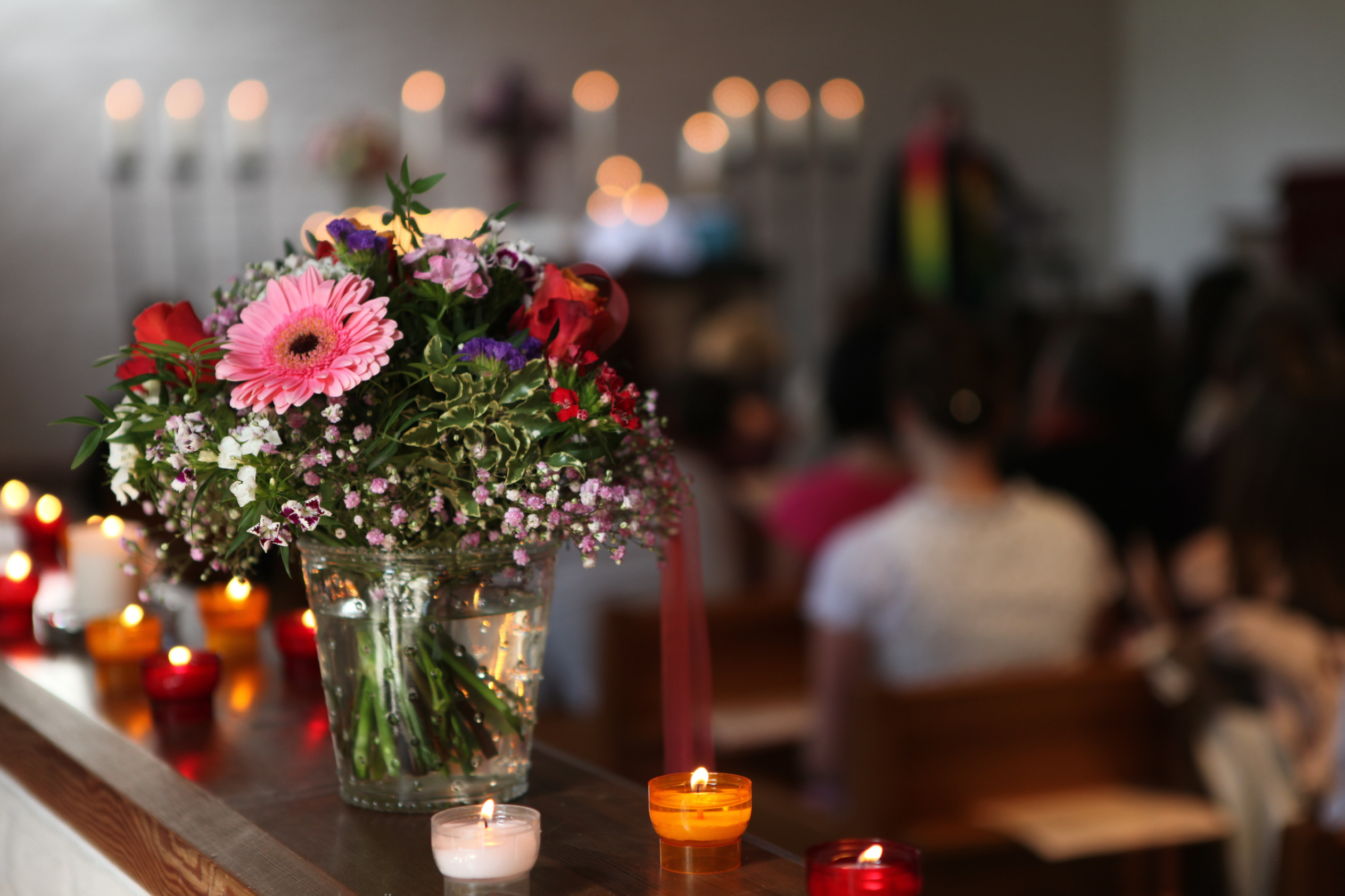 Living Funerals Gain Popularity as Young Adults Embrace Celebrating Life Early