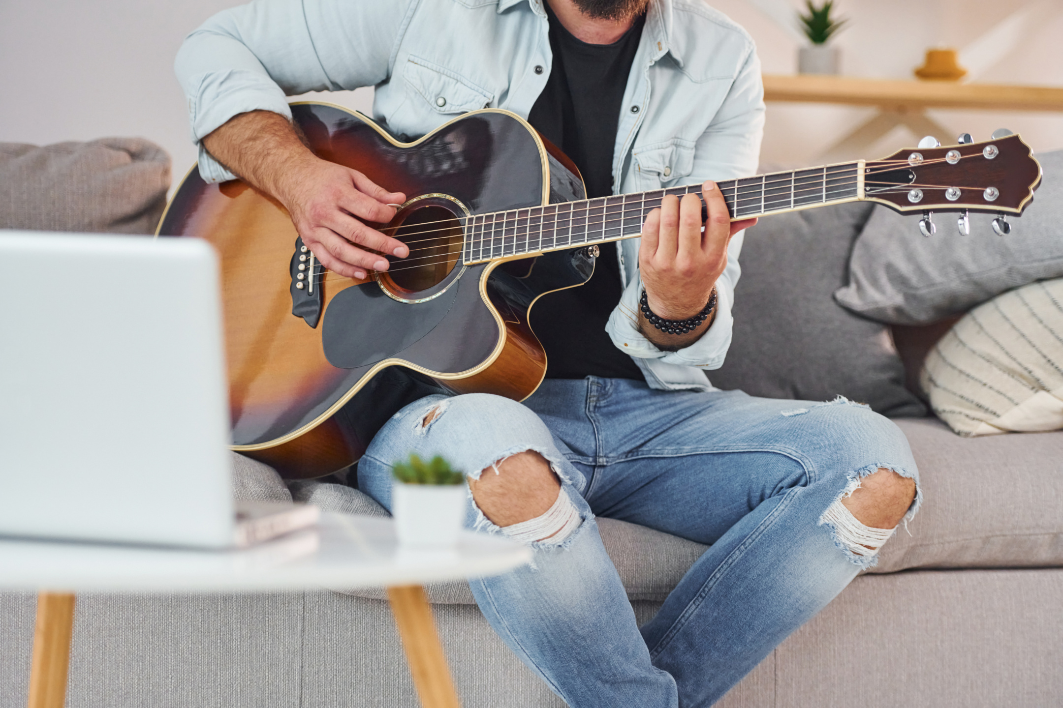 11 Beginner-Friendly Hobbies to Try in 2026